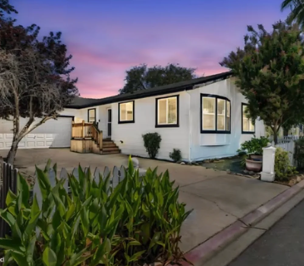 Front of 5535 S Oak Dr, Ione